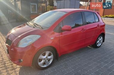Хэтчбек Toyota Yaris 2007 в Киеве