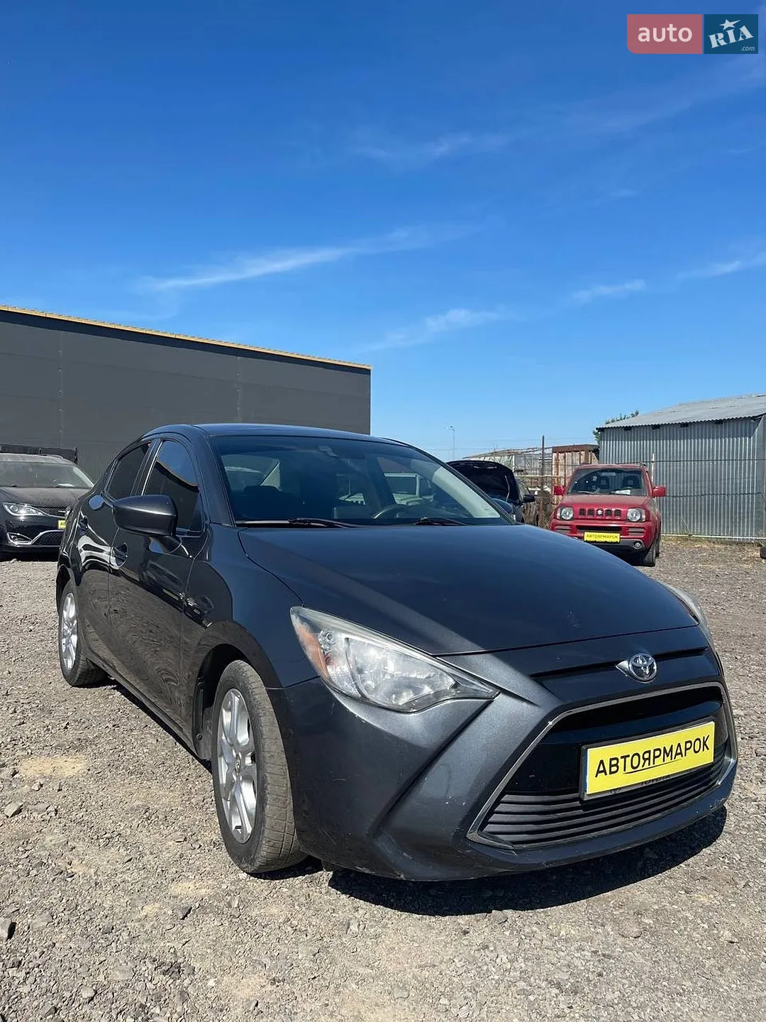 2017 Toyota Yaris - мініатюра 2