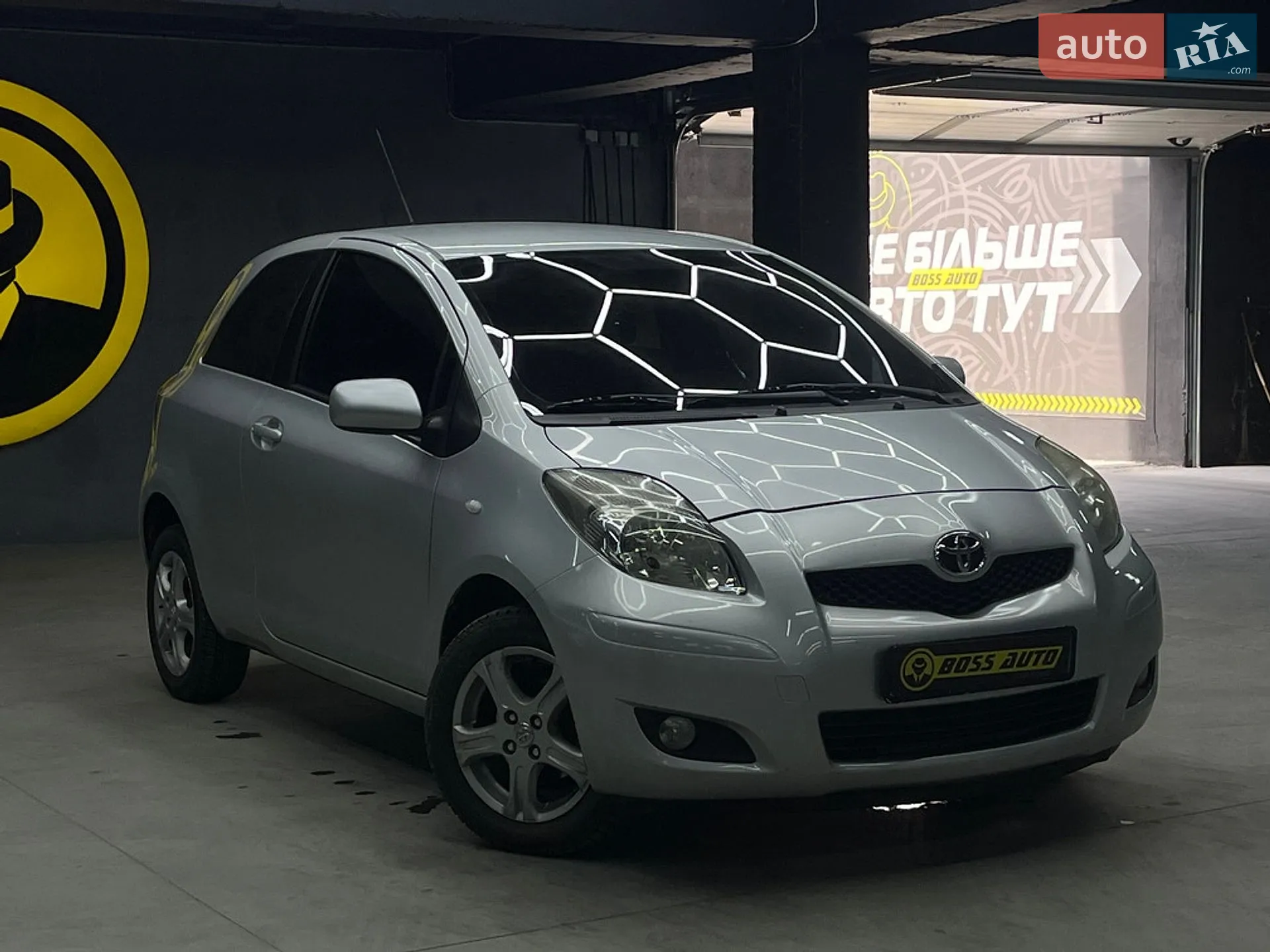 2010 Toyota Yaris - фото 1