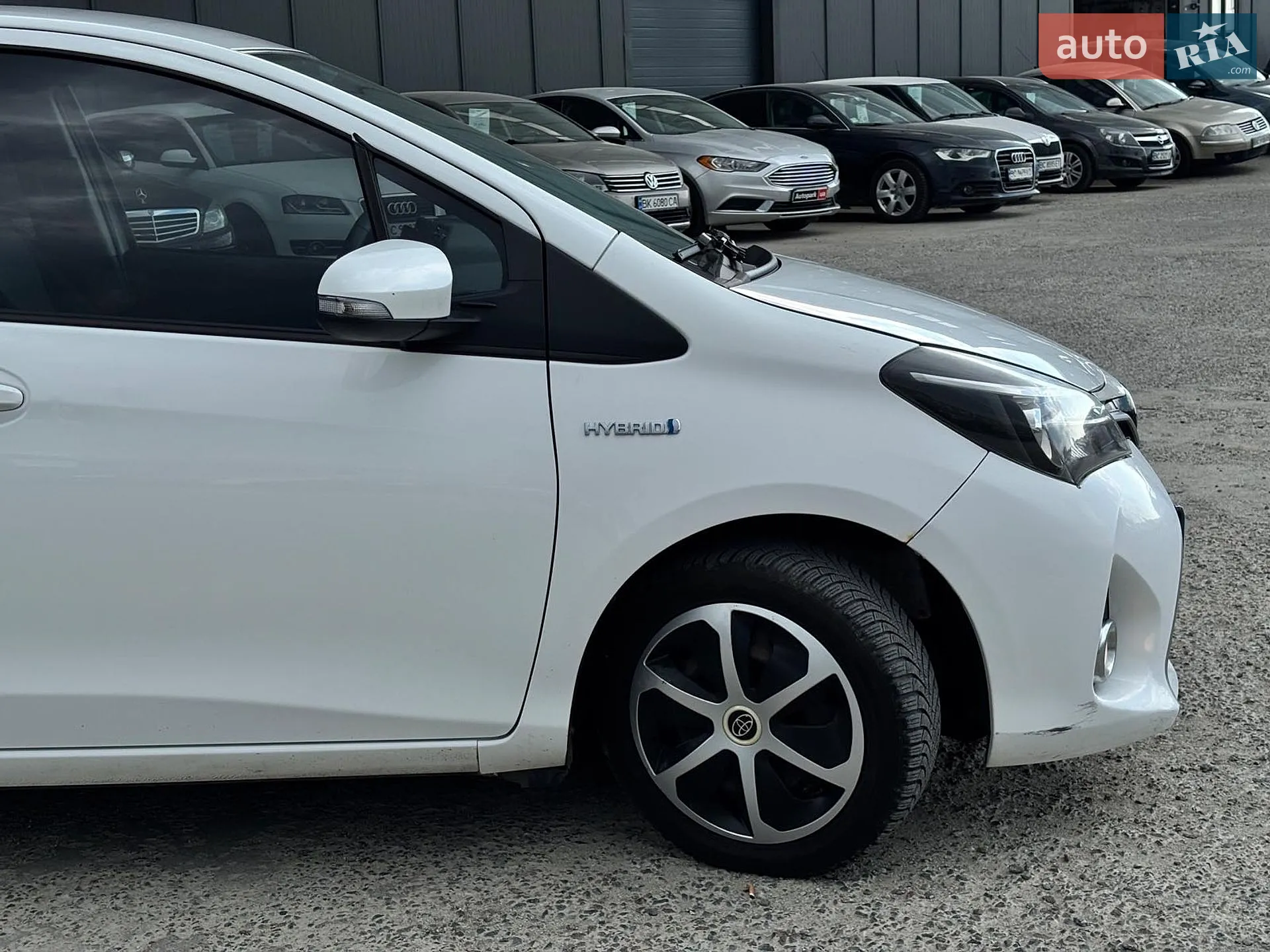 2016 Toyota Yaris - мініатюра 12