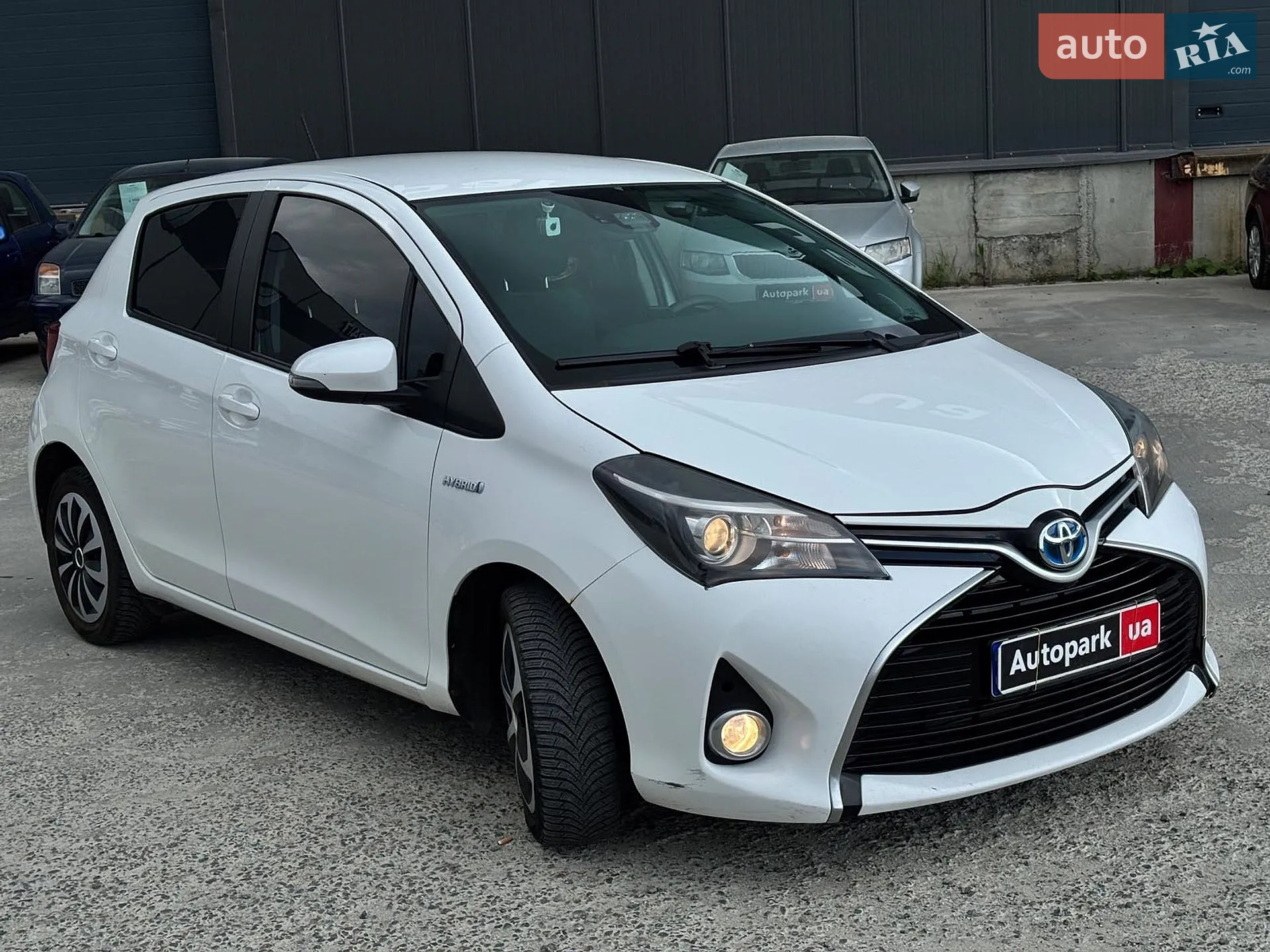 2016 Toyota Yaris - мініатюра 13