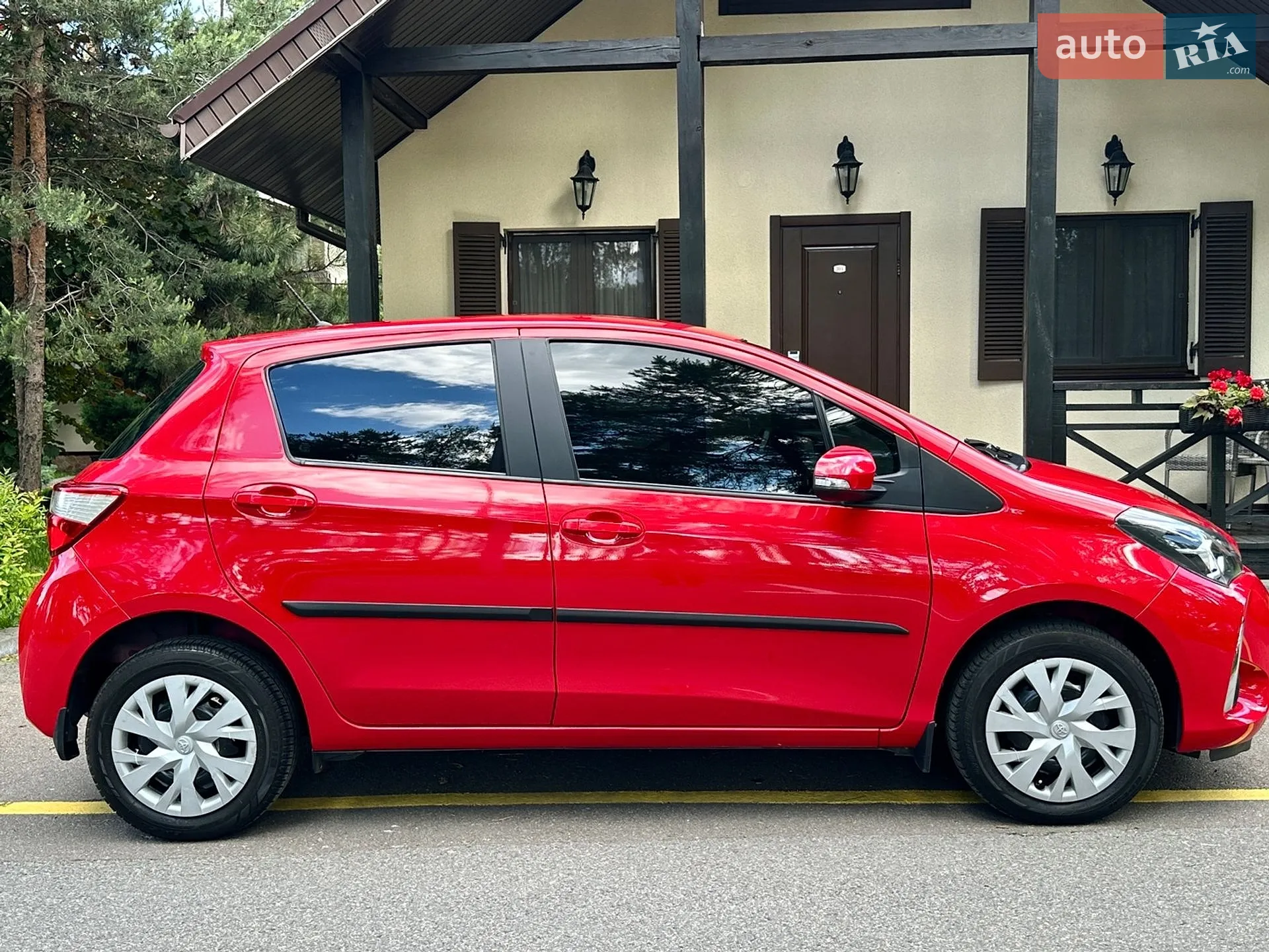 2017 Toyota Yaris - мініатюра 14