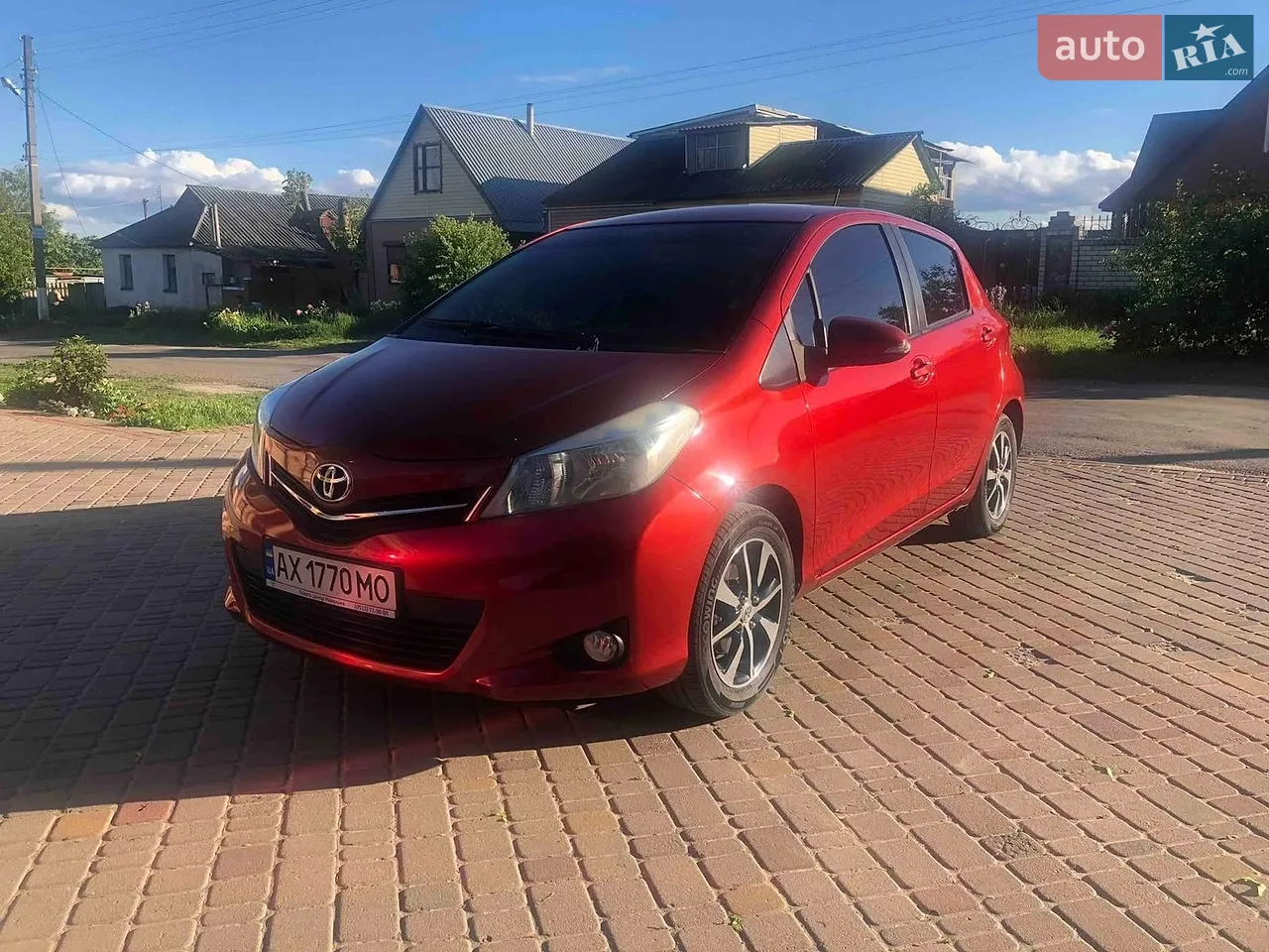 2011 Toyota Yaris - мініатюра 23