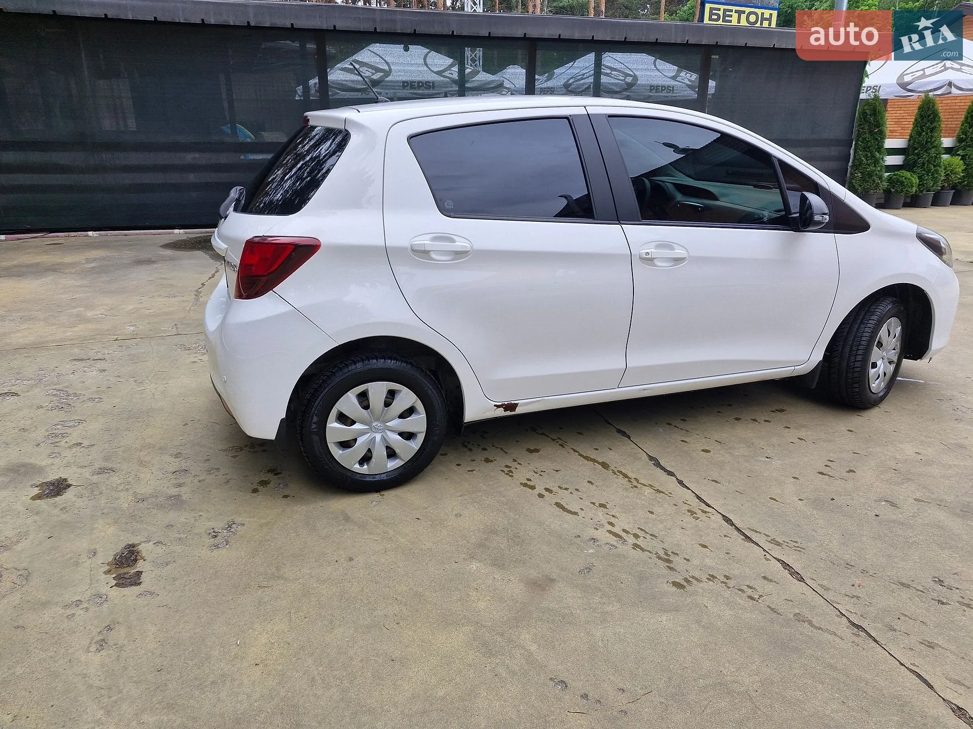 2014 Toyota Yaris - мініатюра 3