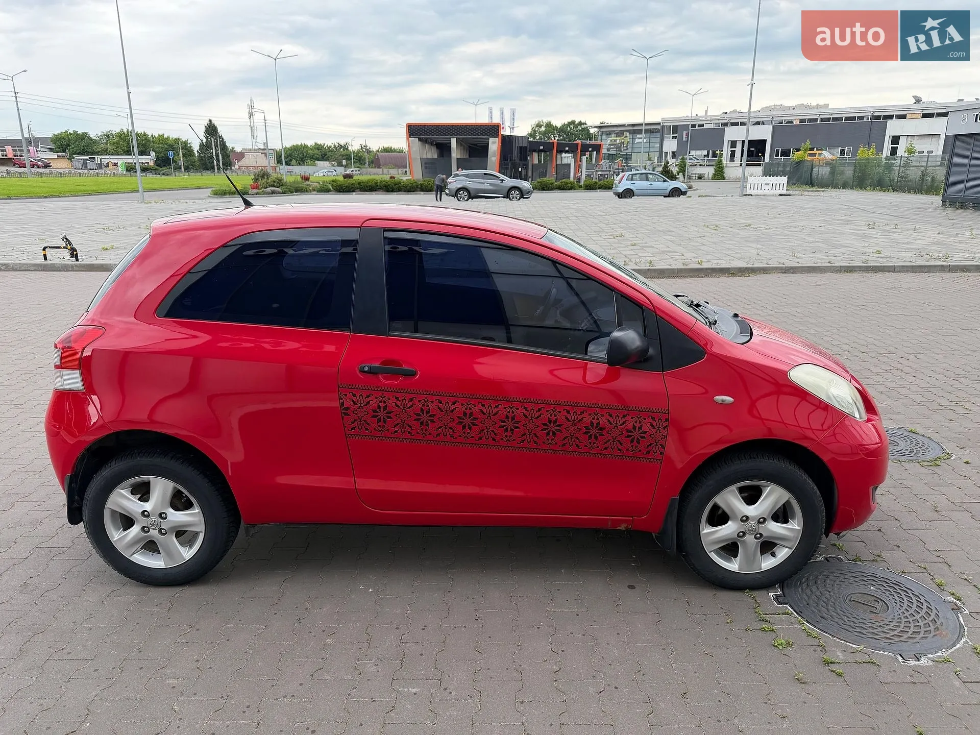 2010 Toyota Yaris - мініатюра 4