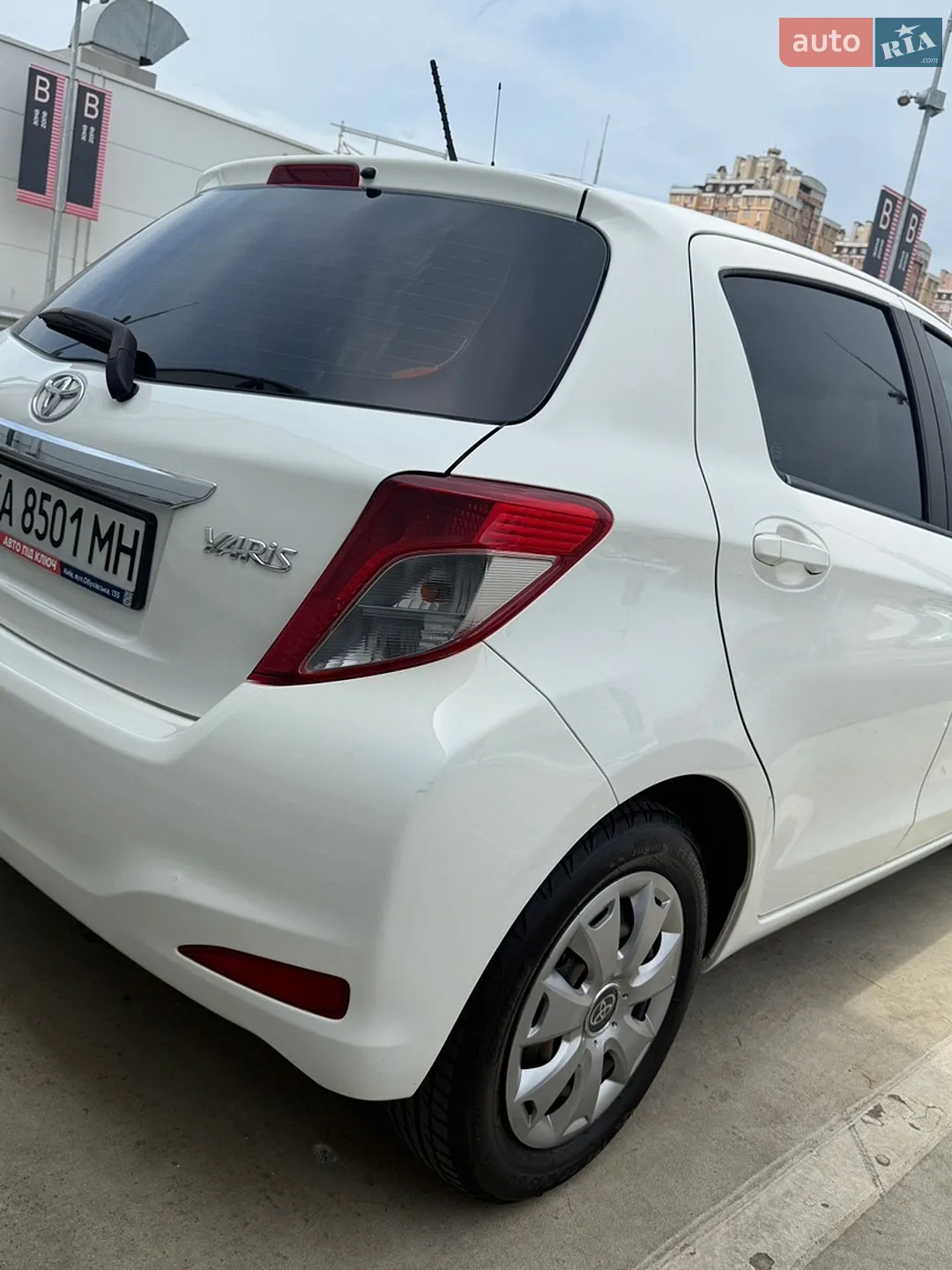 2012 Toyota Yaris - мініатюра 15