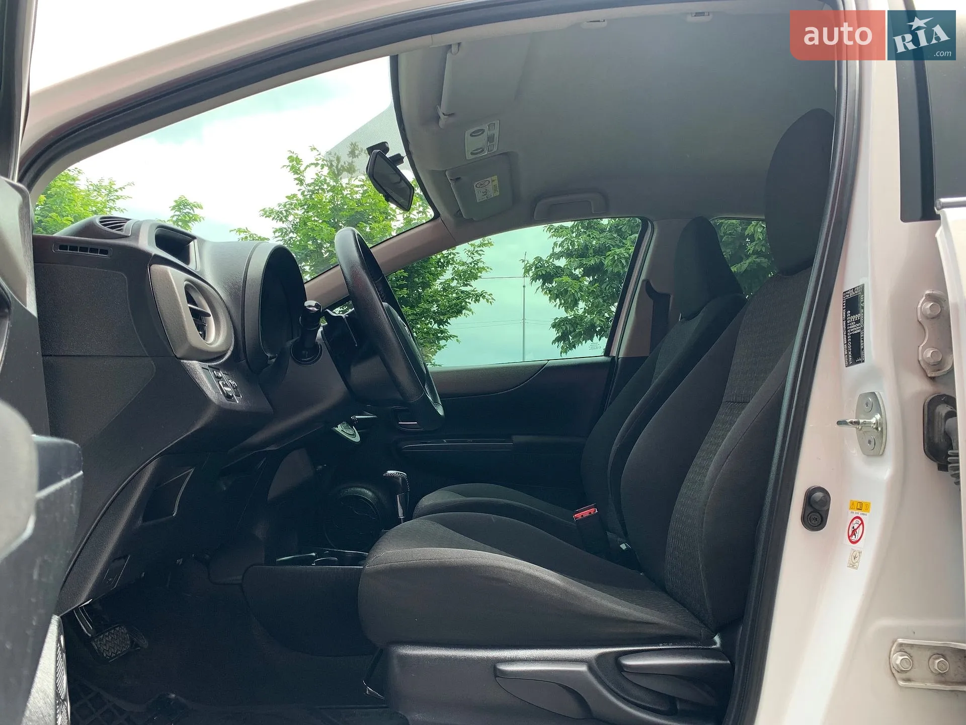 2014 Toyota Yaris - мініатюра 73
