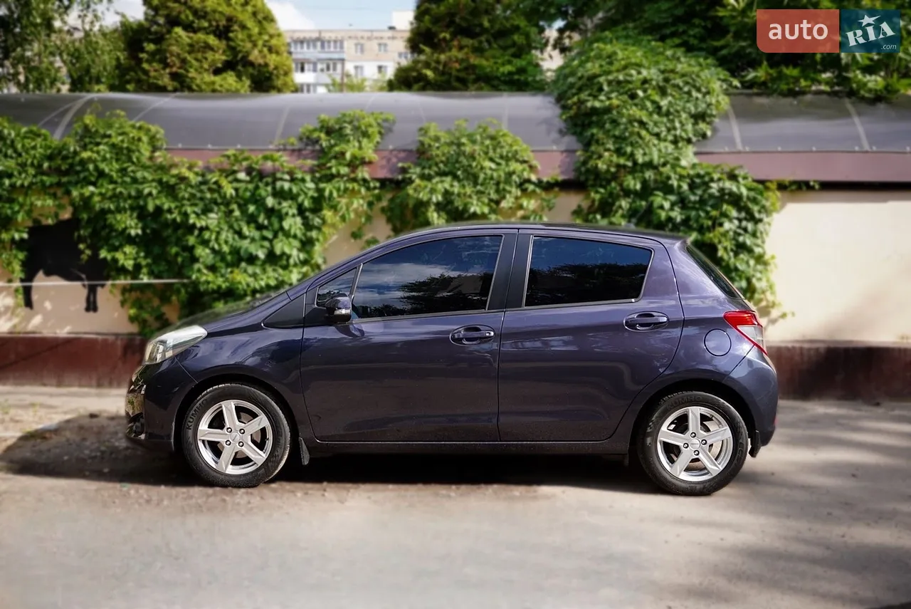 2011 Toyota Yaris - мініатюра 29