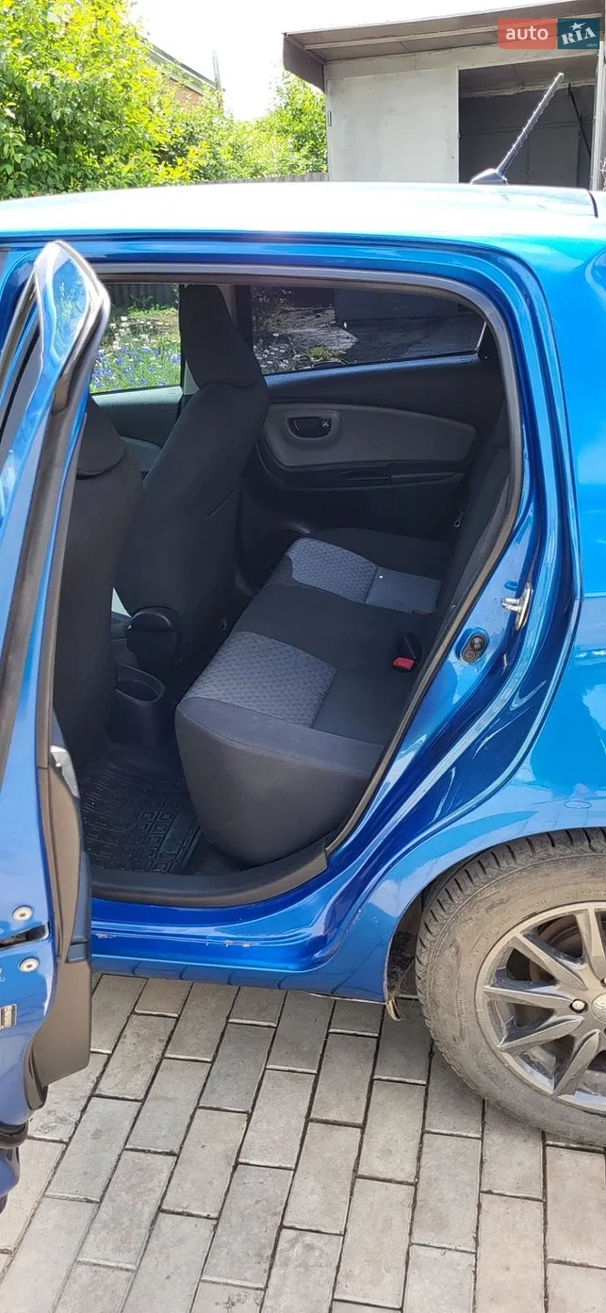 2015 Toyota Yaris - мініатюра 7