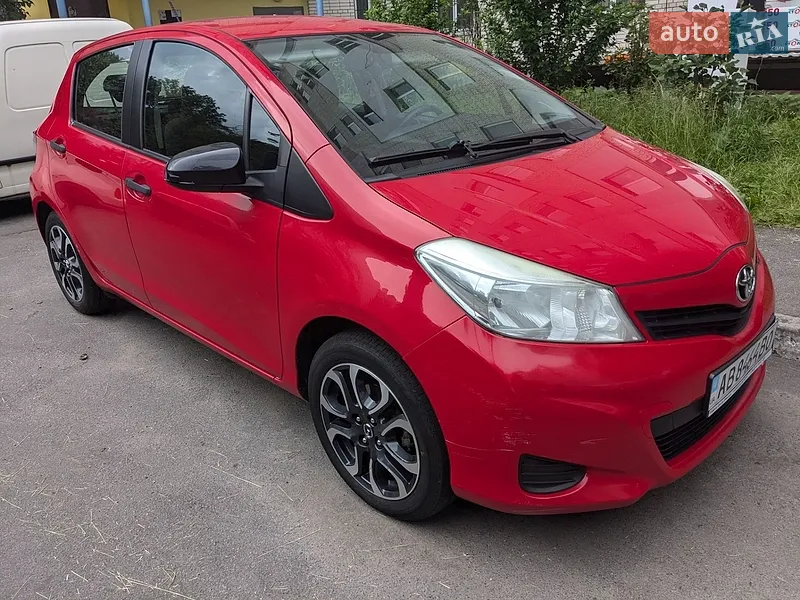 Toyota Yaris 2012
