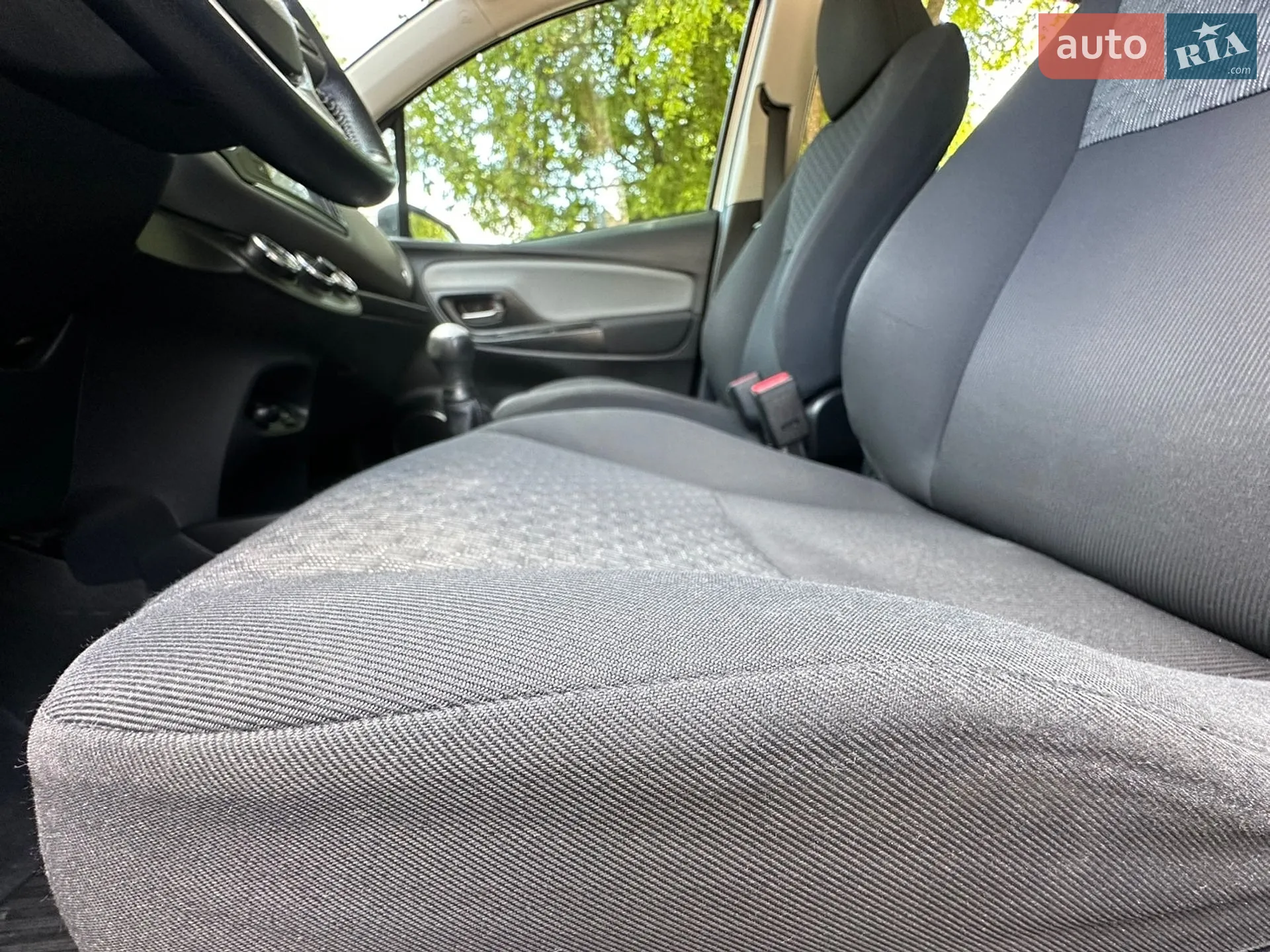2015 Toyota Yaris - мініатюра 44