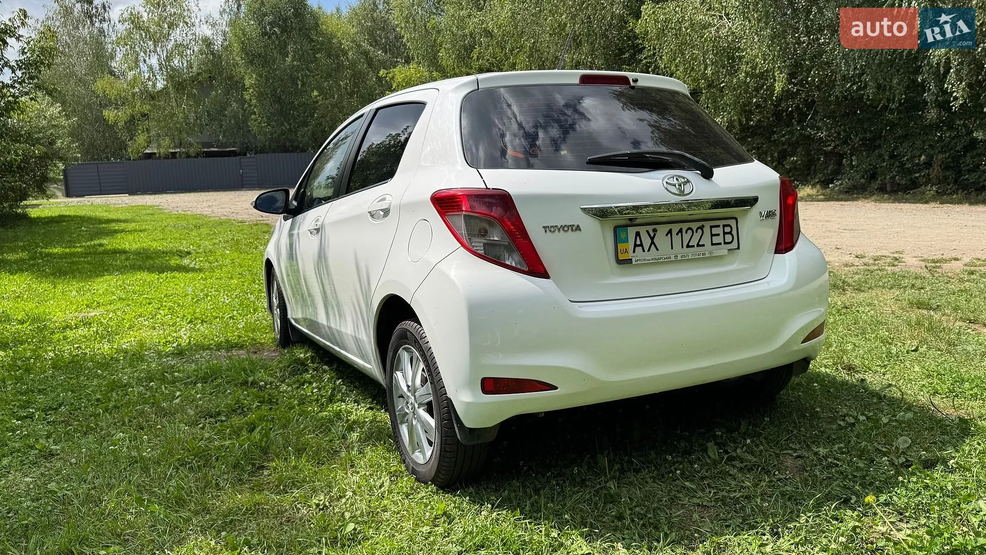 2013 Toyota Yaris - мініатюра 3