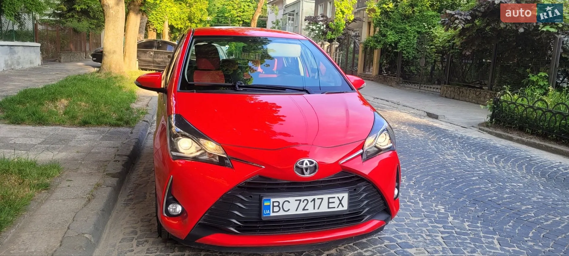 2017 Toyota Yaris - мініатюра 2