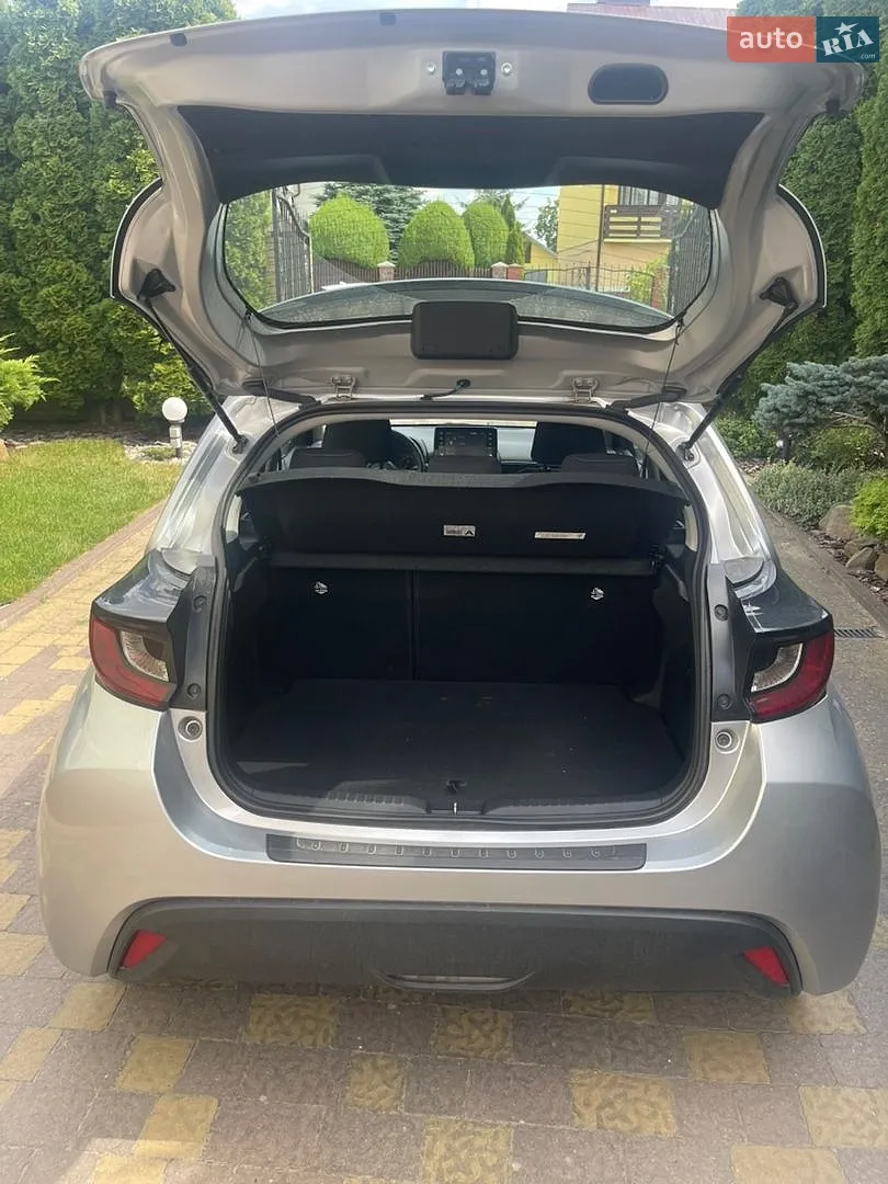 2022 Toyota Yaris - мініатюра 7