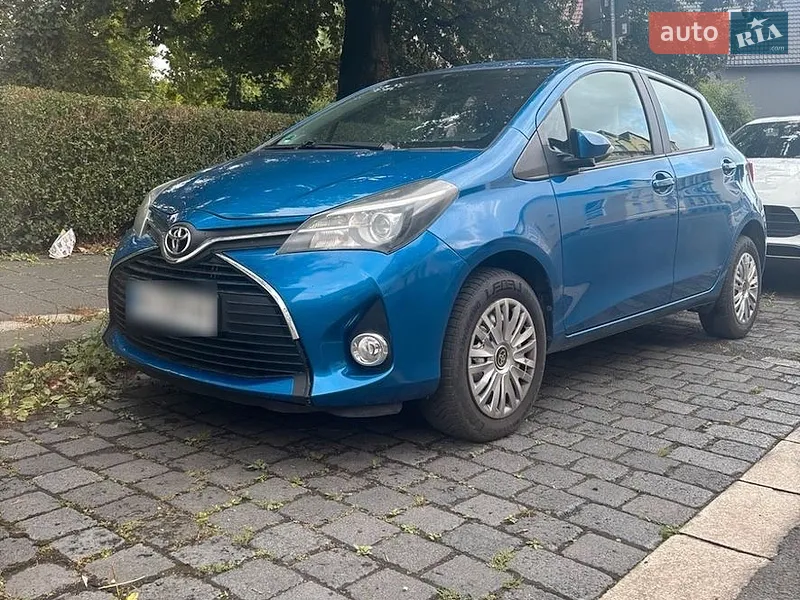 Toyota Yaris 2015