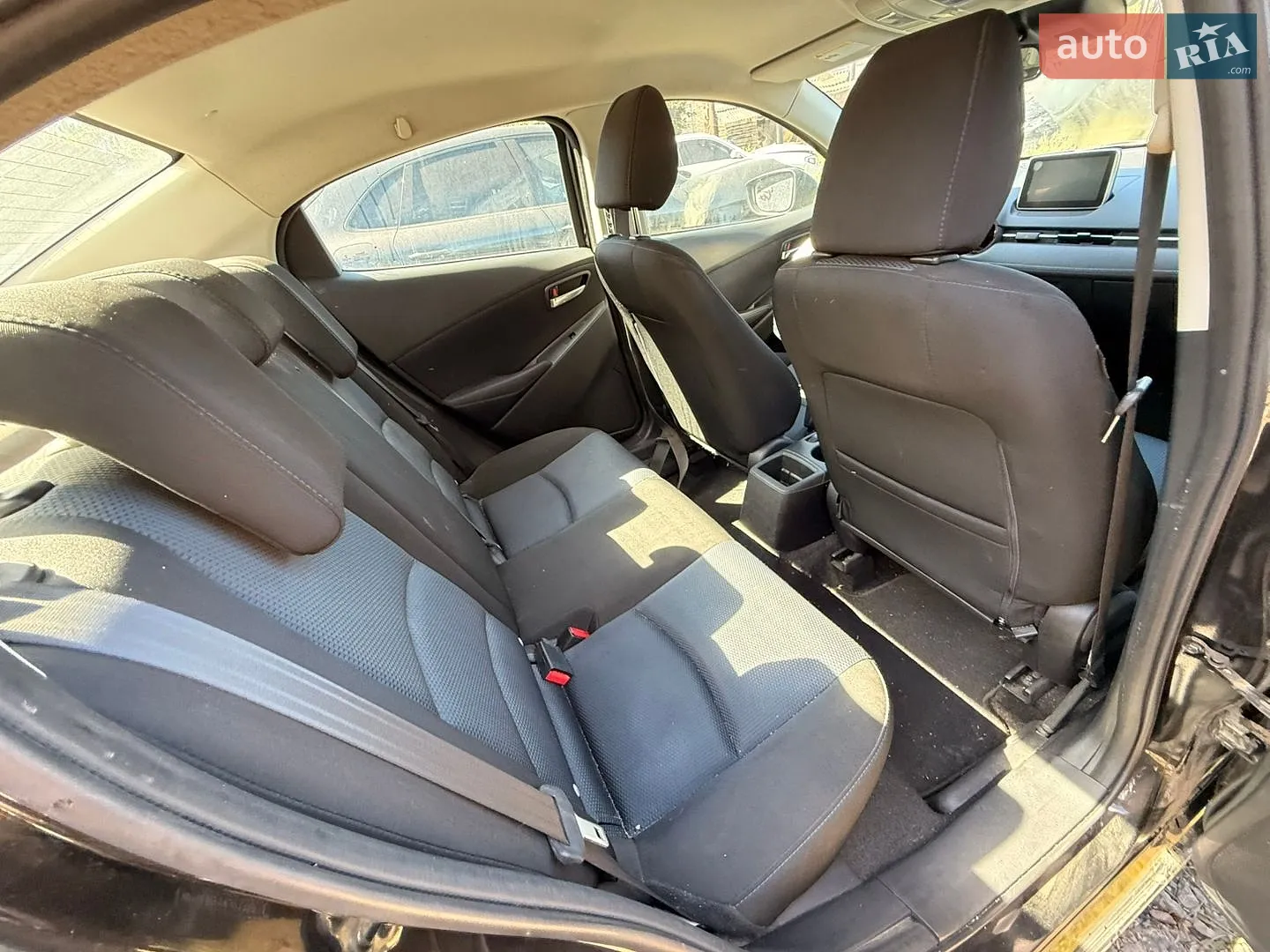 2018 Toyota Yaris - мініатюра 37