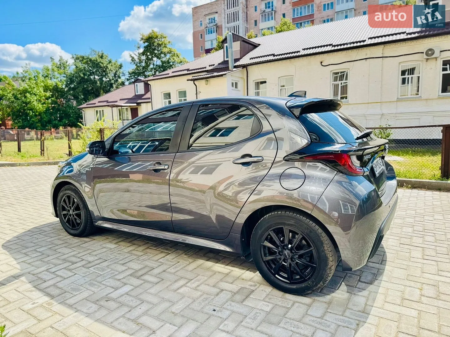2021 Toyota Yaris - мініатюра 8