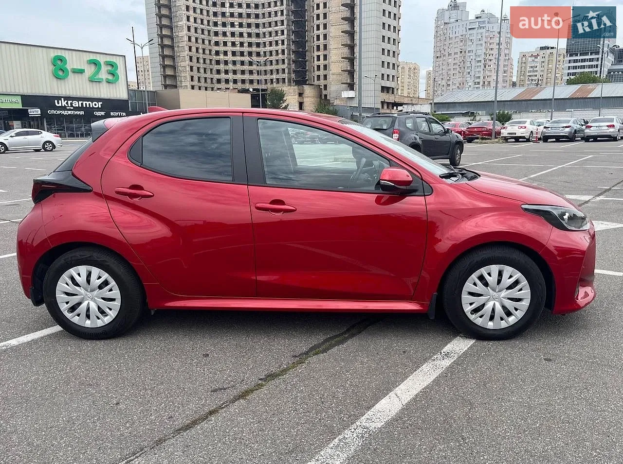 2022 Toyota Yaris - мініатюра 4
