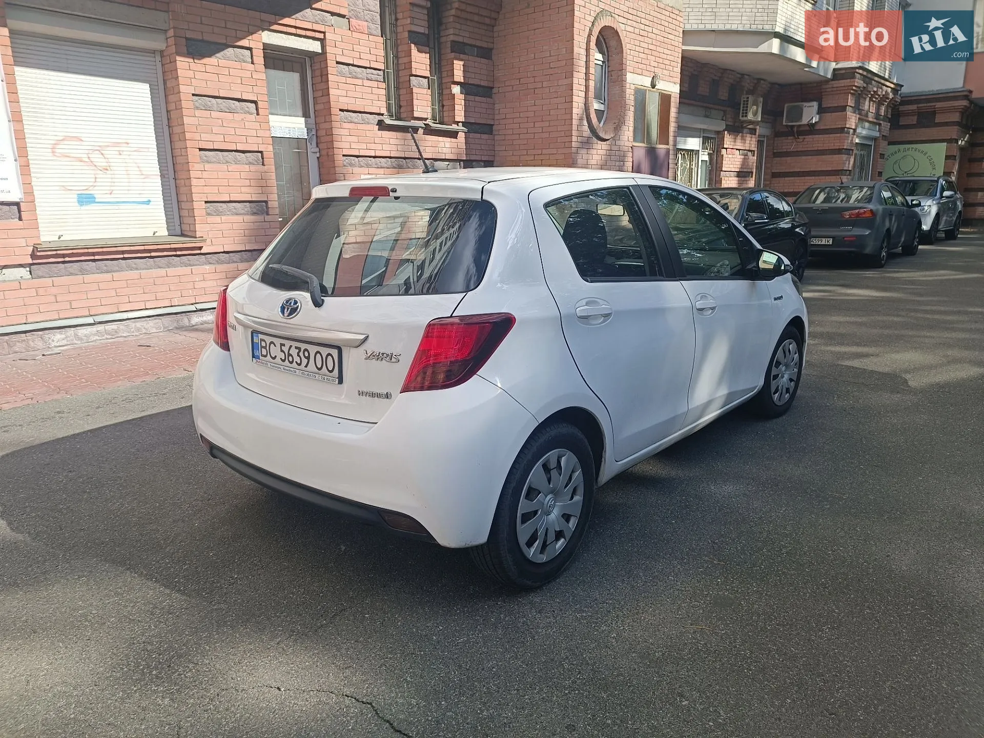 2015 Toyota Yaris - мініатюра 13