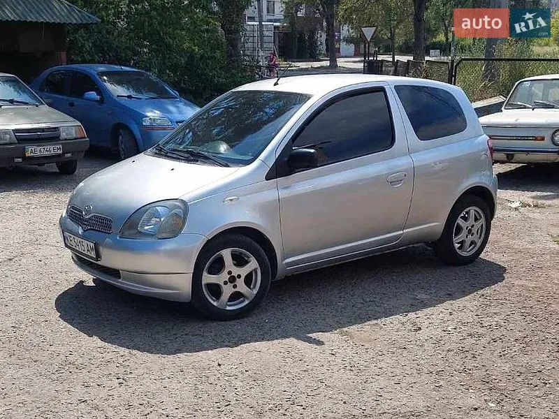 Toyota Yaris 1999