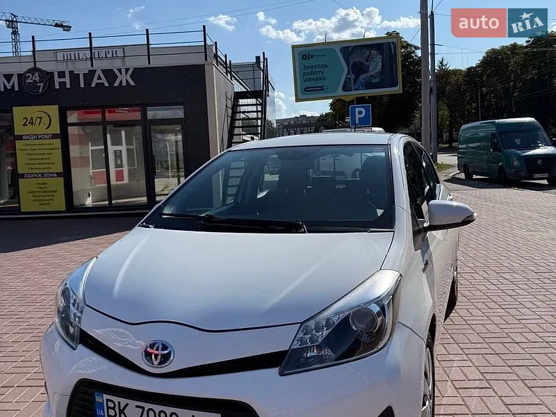 Toyota Yaris 2012