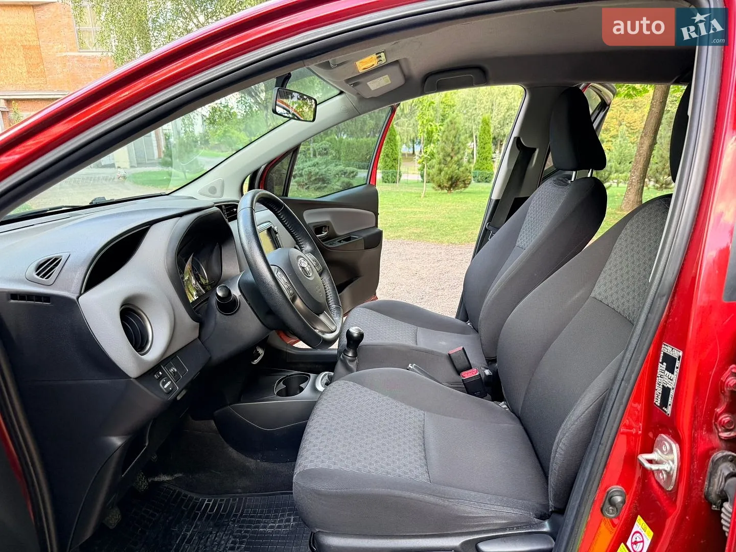 2015 Toyota Yaris - мініатюра 19