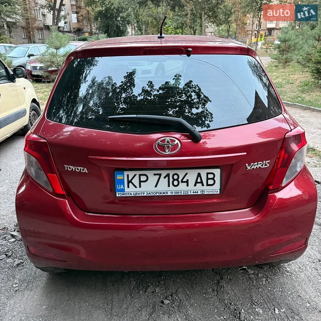 2014 Toyota Yaris - мініатюра 2