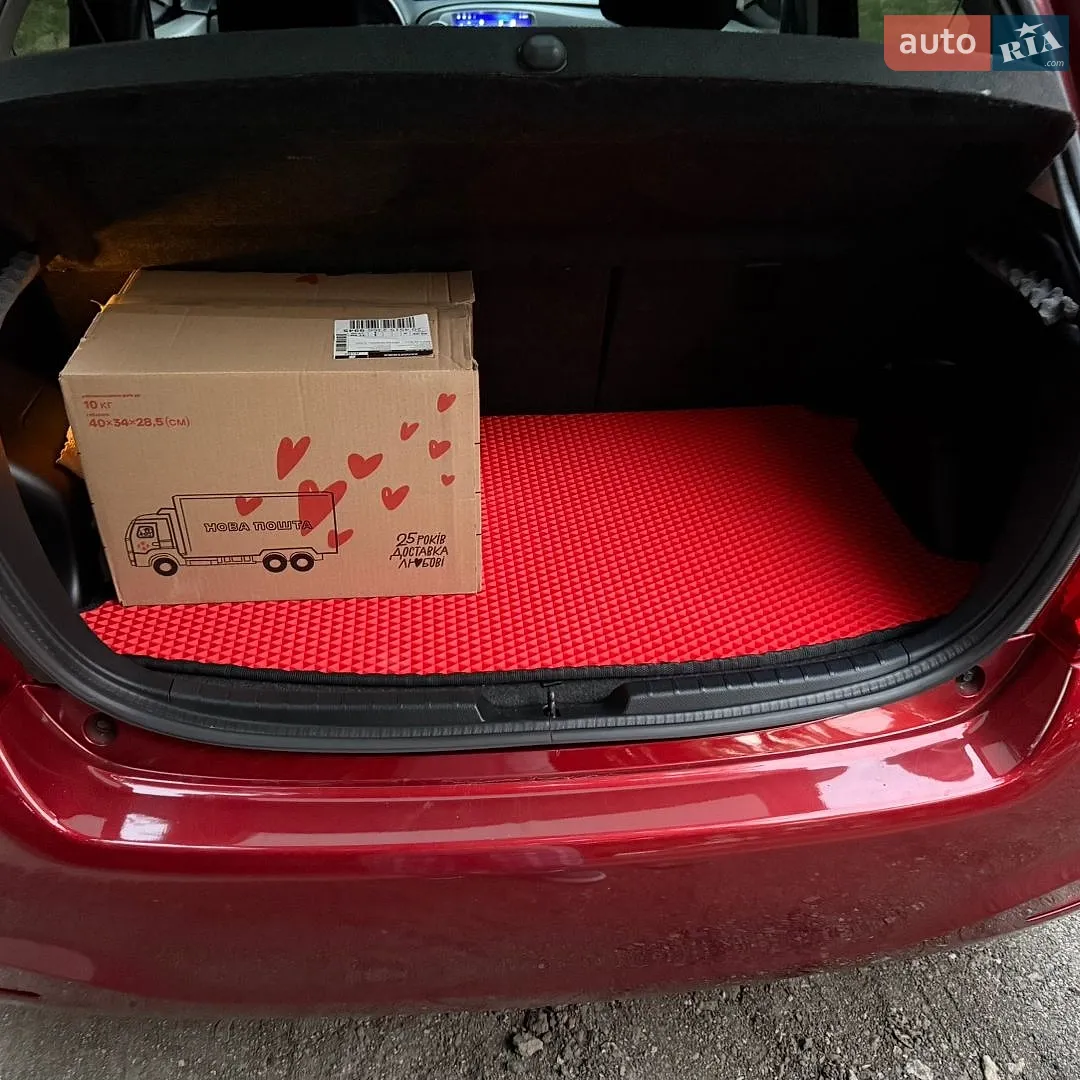 2014 Toyota Yaris - мініатюра 16