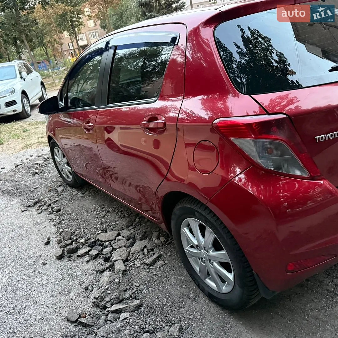 2014 Toyota Yaris - мініатюра 3