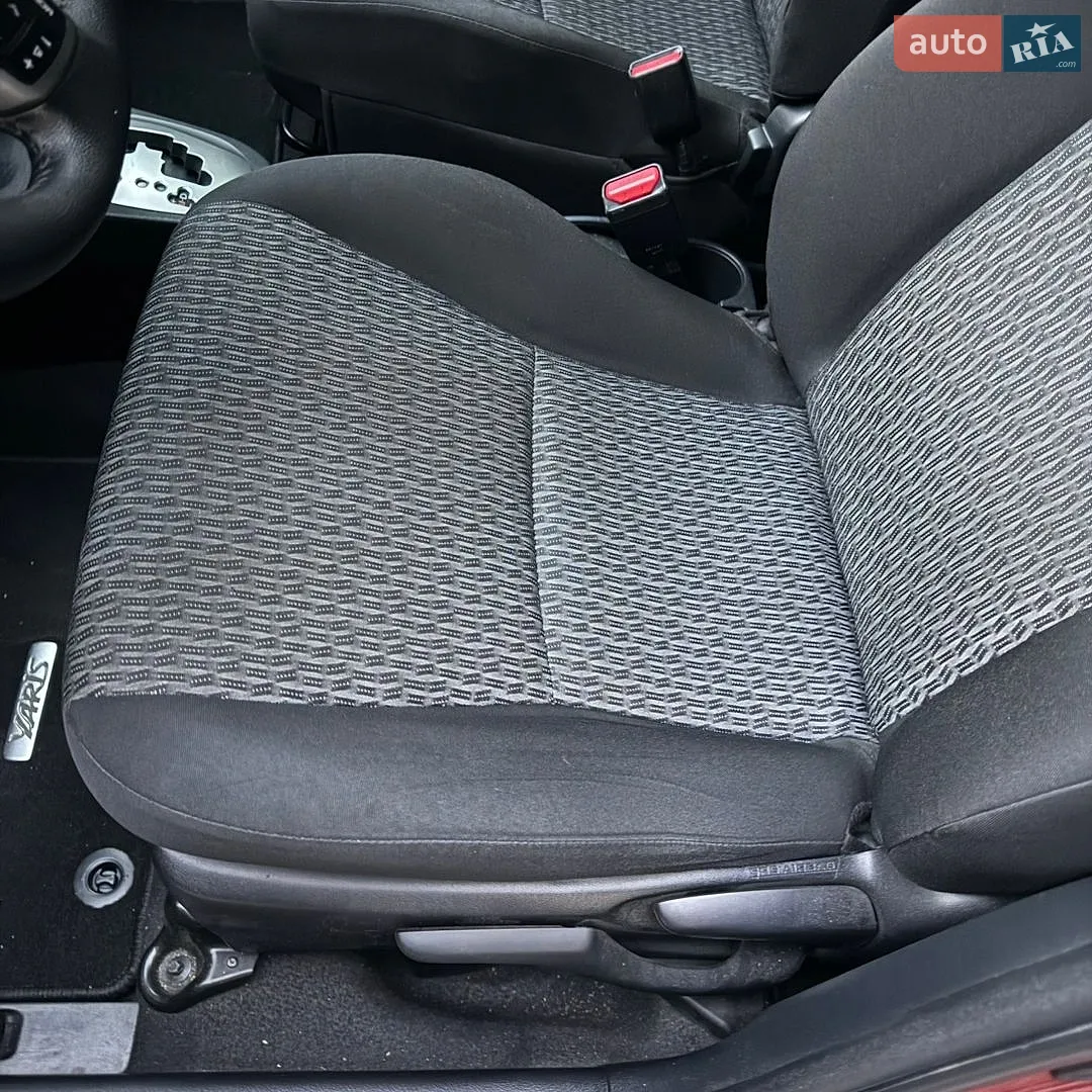 2014 Toyota Yaris - мініатюра 6