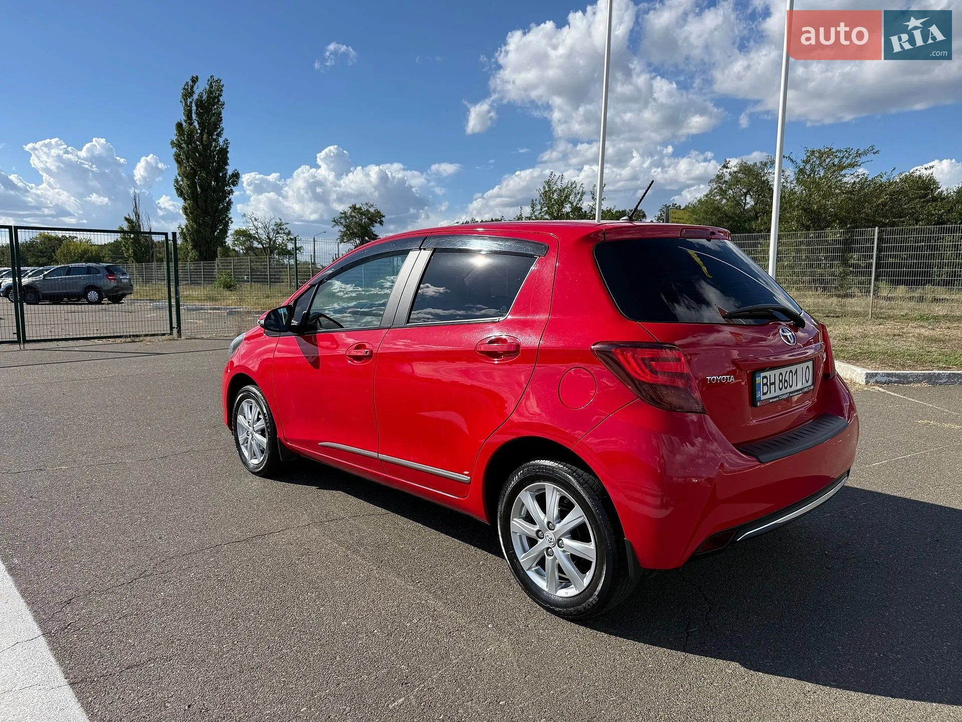 2015 Toyota Yaris - мініатюра 5