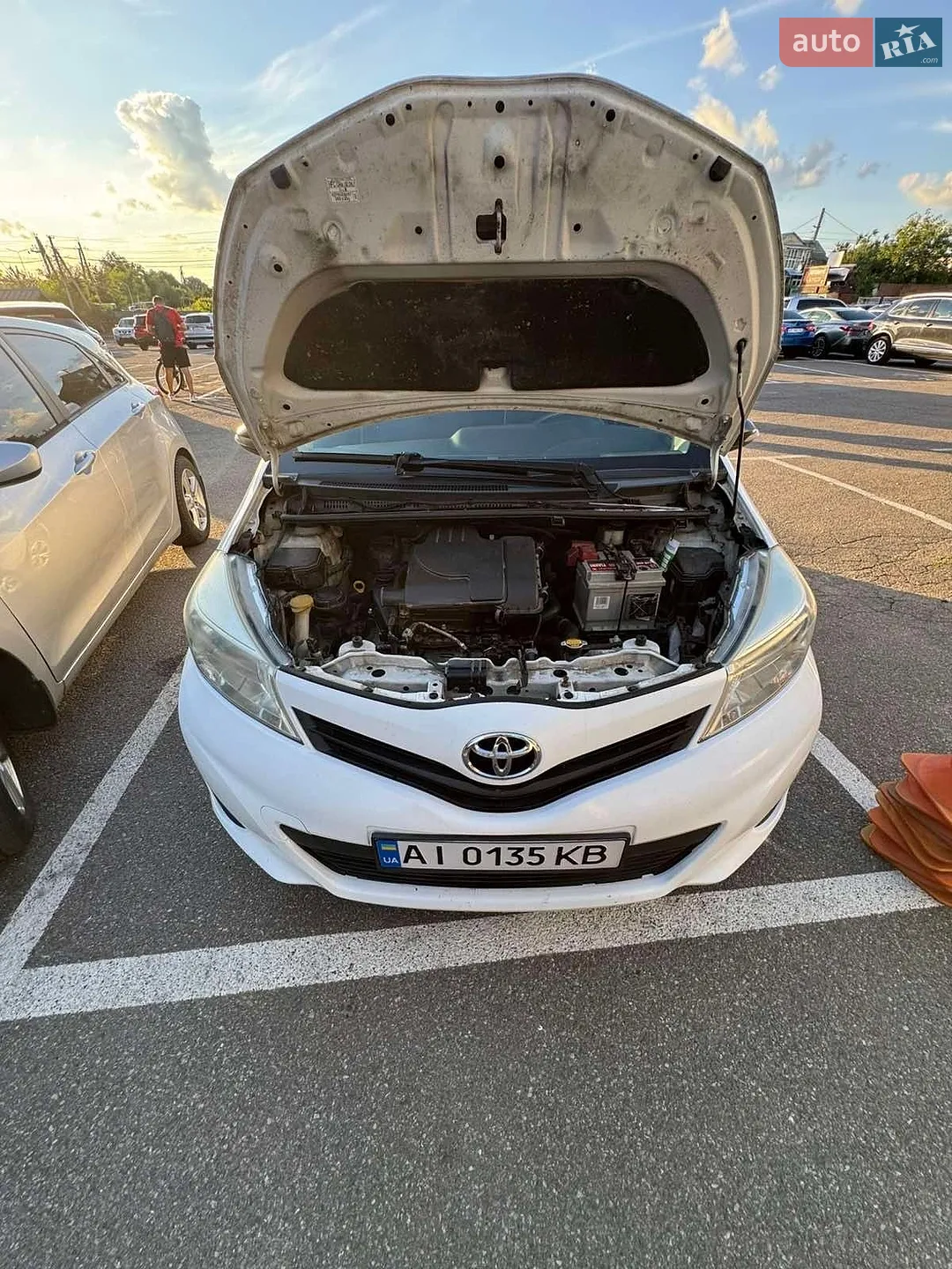 2013 Toyota Yaris - мініатюра 4