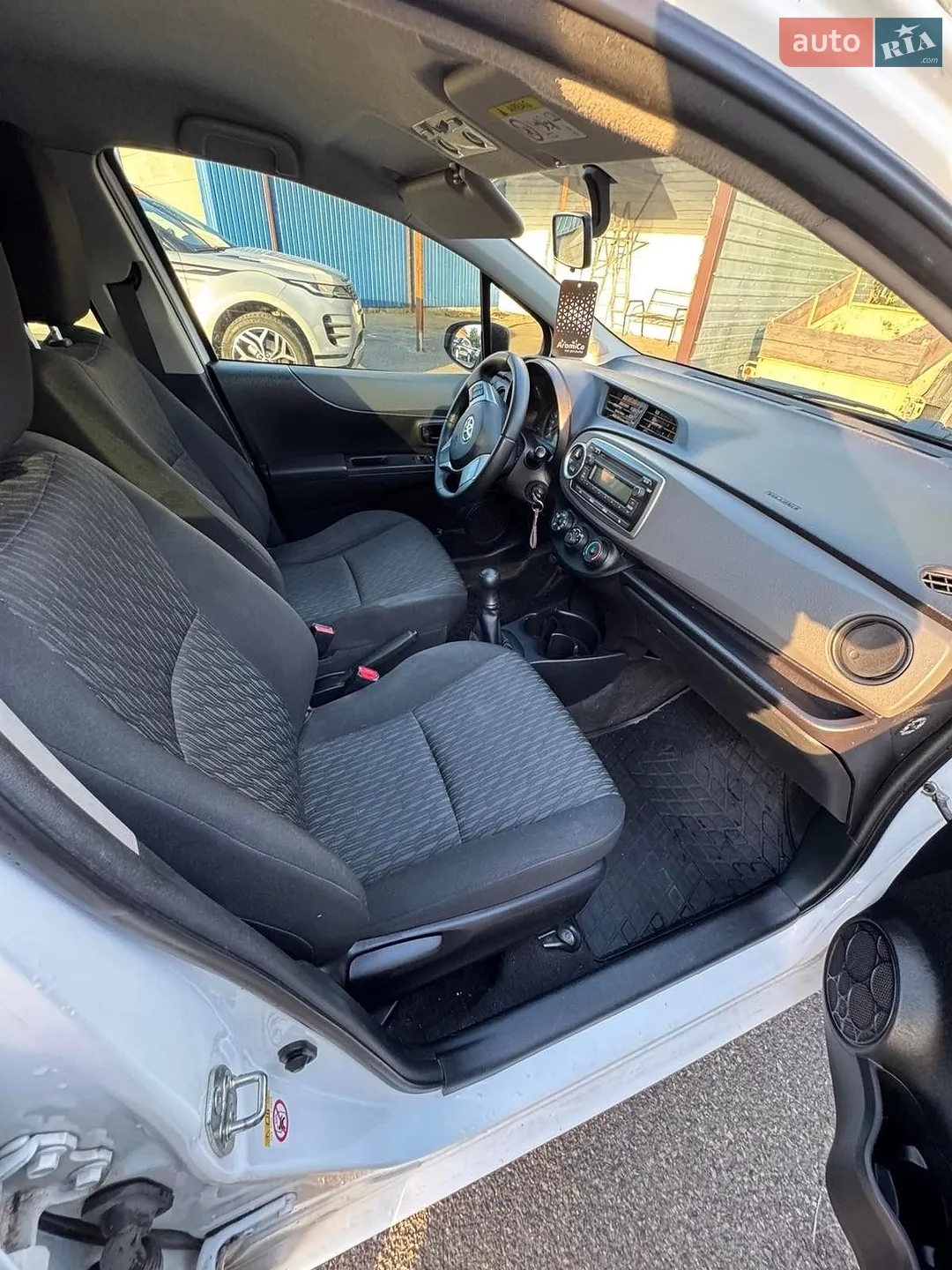 2013 Toyota Yaris - мініатюра 18