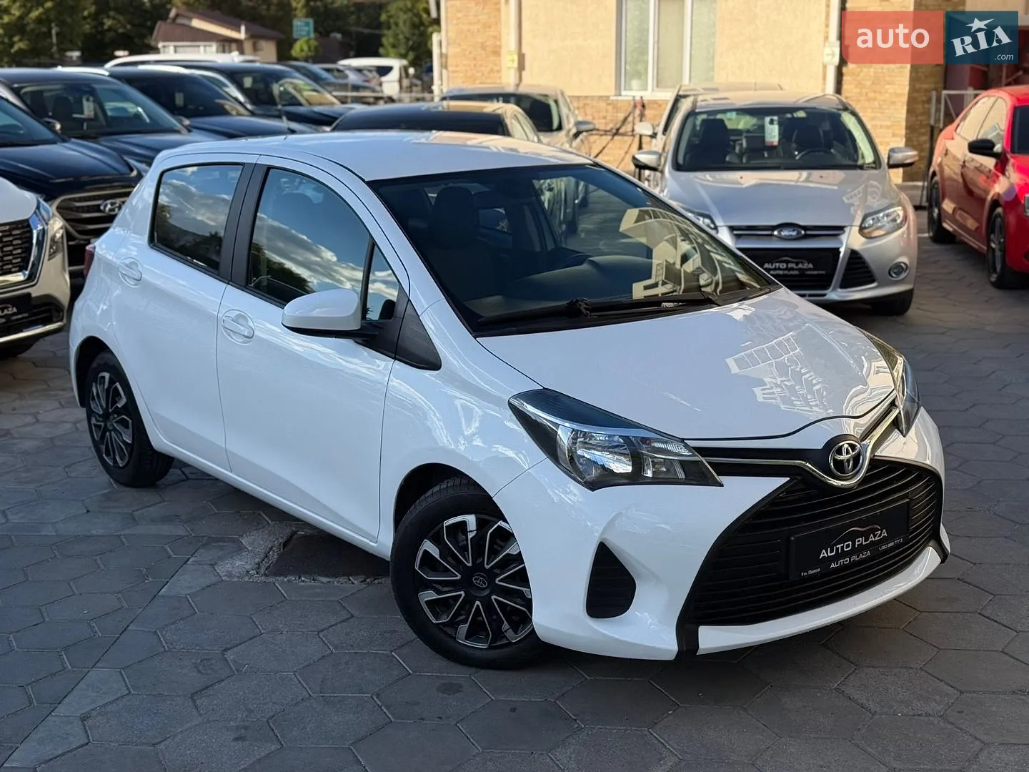 2015 Toyota Yaris - мініатюра 9