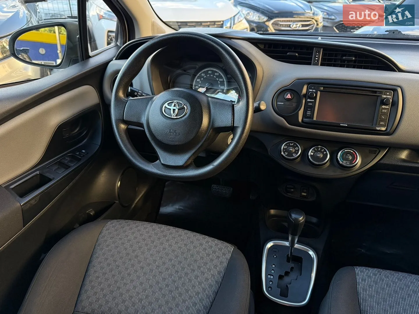 2015 Toyota Yaris - мініатюра 25