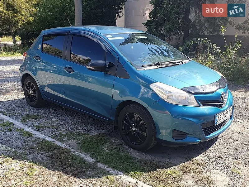 Toyota Yaris 2012