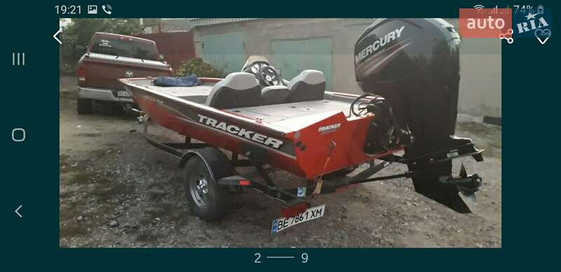 Катер Tracker Bass 2016 в Львове