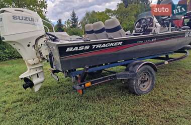 Катер Tracker Bass 2004 в 