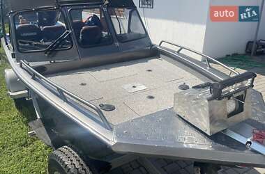 Катер Tracker Bass 2004 в 