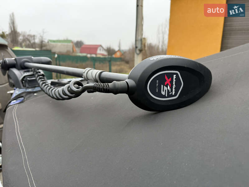 Катер Tracker Pro Guide 2013 в Києві