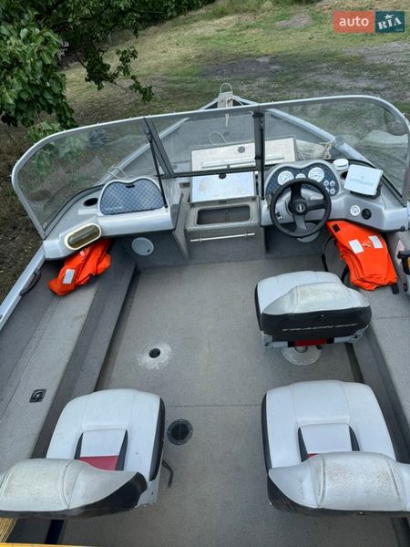 Катер Tracker Pro Guide 2005 в Измаиле