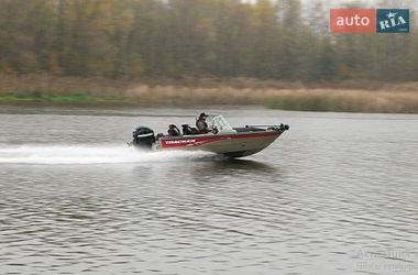 Човен Tracker Pro Guide 2008 в Вишеньках