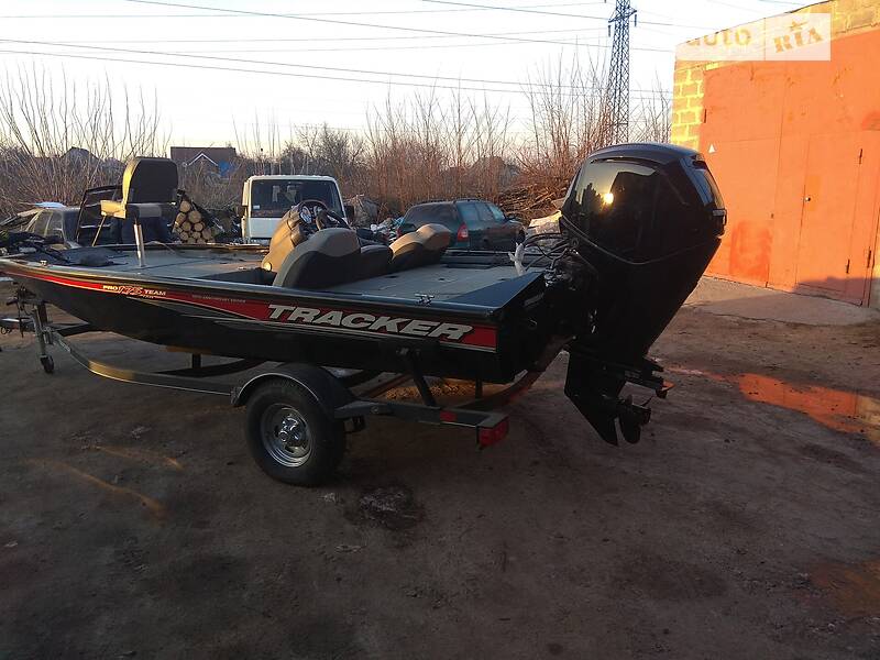 Катер Tracker Pro Team 2018 в Броварах фото 3 Катер Tracker Pro Team 2018 в Броварах