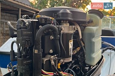 Катер Tracker Pro 2000 в Василькові