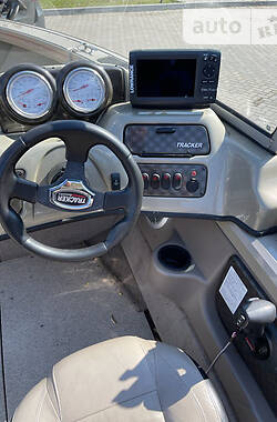 Катер Tracker Targa 2008 в Києві