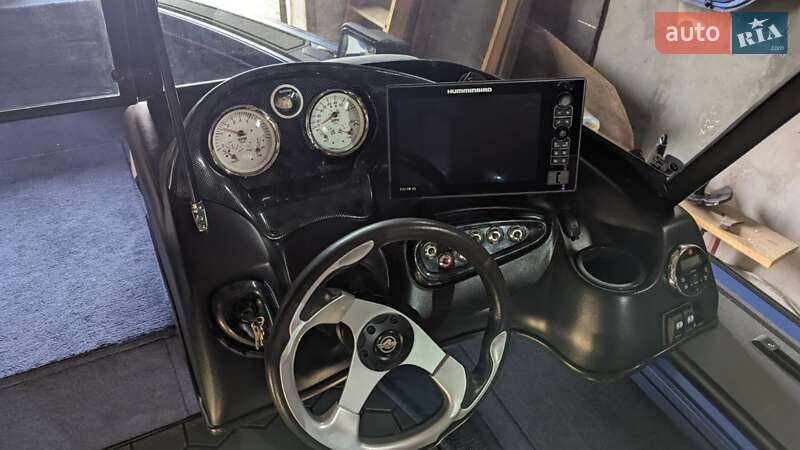 Катер Tracker Targa 2012 в Одесі фото 5 Катер Tracker Targa 2012 в Одесі