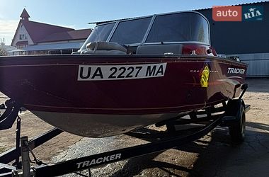 Катер Tracker Targa 2017 в Києві