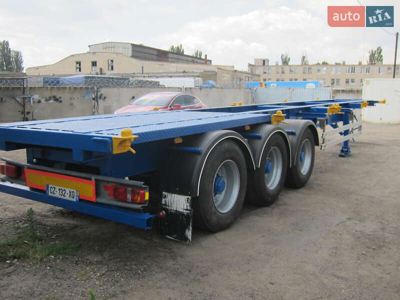 Контейнеровоз напівпричіп Trailor GeneralTrailor 2006 в Вінниці