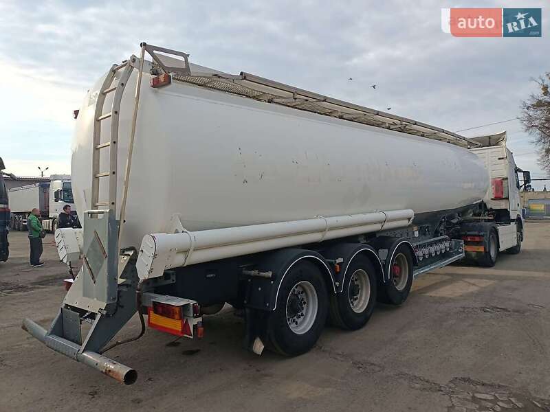 Цистерна напівпричіп Trailor GeneralTrailor 1998 в Вінниці