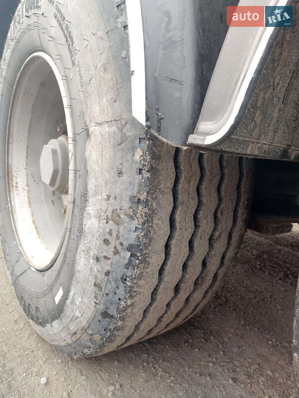 Цистерна полуприцеп Trailor S 1993 в Черновцах